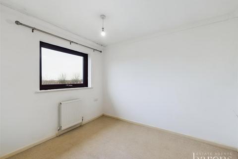 8 Beethoven Road, Basingstoke, RG22 4BP