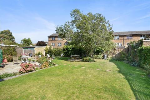 2 bedroom flat for sale, Ashchurch Park Villas, London, W12