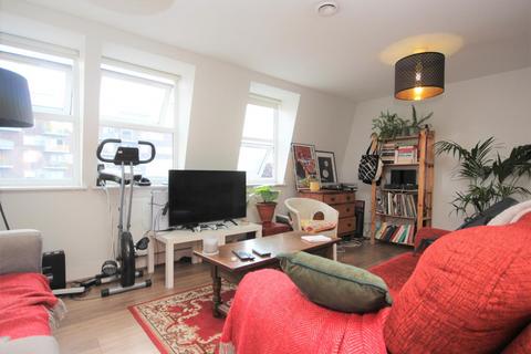undefined, St. James's Street, Walthamstow, E17