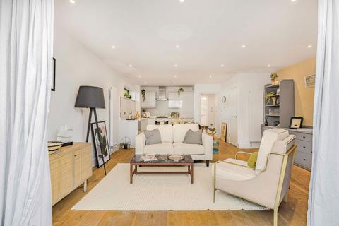 4a Albert Road, London, SE25 4BE