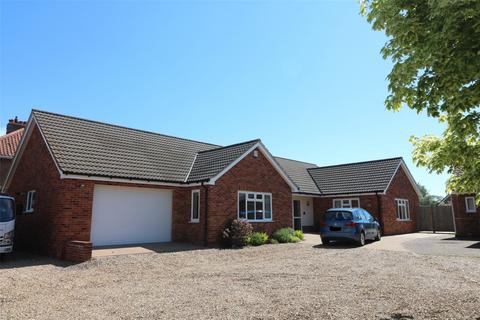 3 bedroom bungalow to rent, Back Lane, Wymondham, NR18