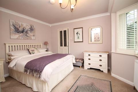 Hawthorn Cottage Knaresborough Road, North Deighton, Wetherby, LS22 4EL