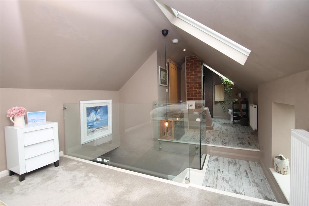 Shower room with dressing.JPG