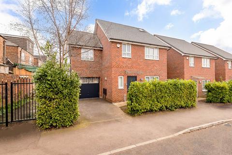 5 bedroom semi-detached house for sale, Tully Street, Salford