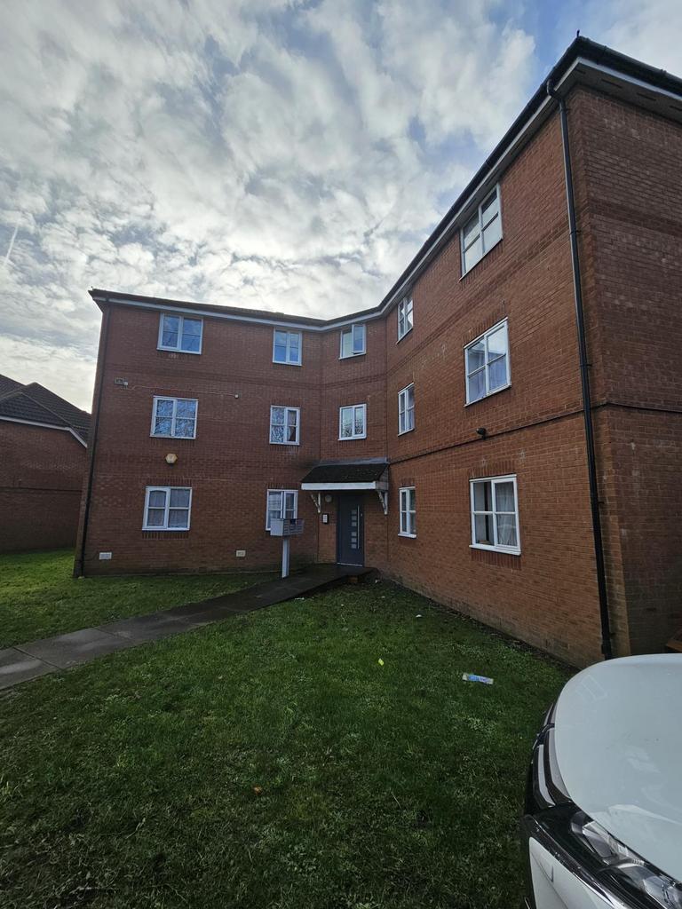 Great investment opportunity is this 2 bedroom fi