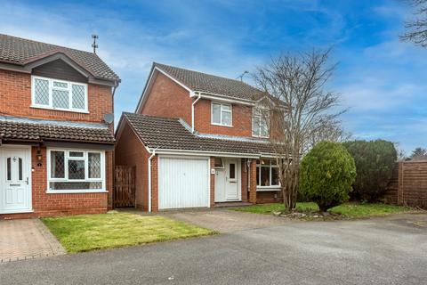 3 bedroom detached house for sale, Farnborough GU14