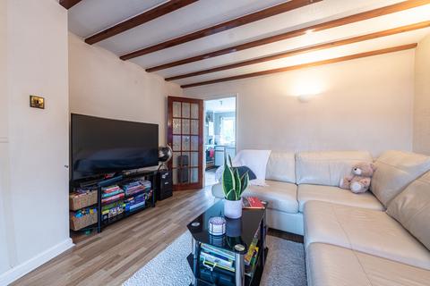 3 bedroom detached house for sale, Farnborough GU14