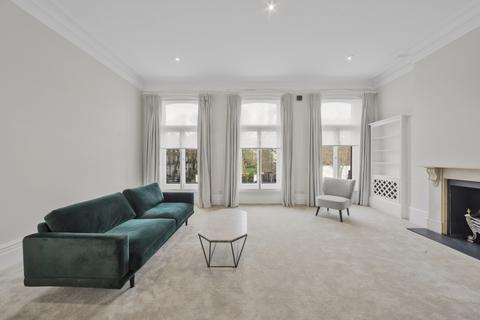 1 bedroom apartment to rent, Brompton Road Knightsbridge SW3