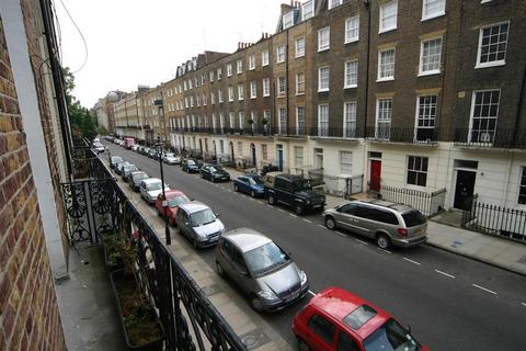 Studio to rent, Balcombe Street, Marylebone, London, NW1