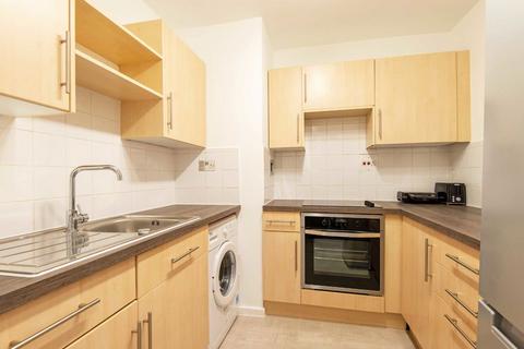 1 bedroom flat to rent, Upper Thames Street, London EC4V