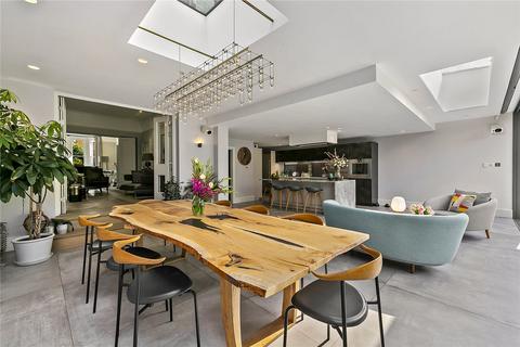 6 bedroom detached house to rent, St. Georges Road, St Margarets, TW1