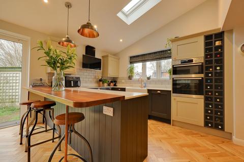 4 bedroom semi-detached house for sale, Wells Close, Plumpton Green, BN7