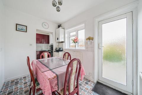 51 Manor Road, Guildford, GU2 9NQ