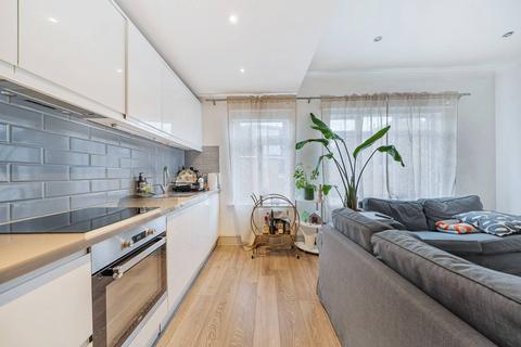 2 bedroom flat for sale, Moore Park Road, Fulham Broadway, London, SW6