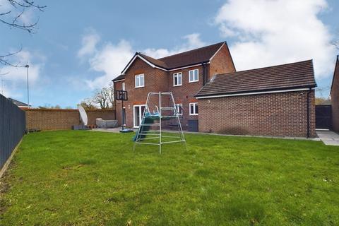 5 bedroom detached house for sale, Wyndham Drive, Bramley, Tadley, Hampshire, RG26