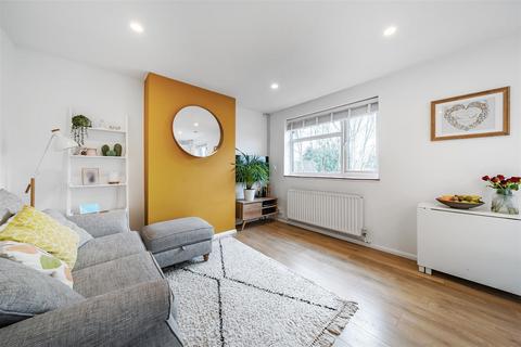 18a Shepperton Road, Petts Wood, Orpington, BR5 1DN