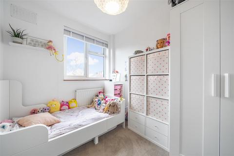 18a Shepperton Road, Petts Wood, Orpington, BR5 1DN