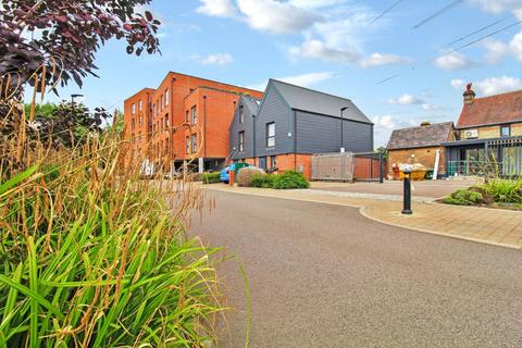 1 bedroom apartment to rent, Hazlemere Marina, Waltham Abbey