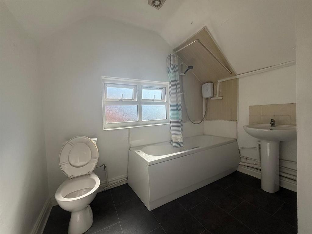 Bathoom.jpeg