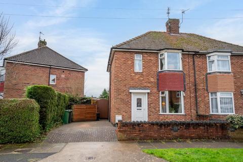 2 bedroom semi-detached house for sale, Danebury Drive, York