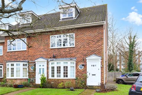 4 bedroom end of terrace house for sale, Gainsborough Court, Walton-On-Thames, KT12