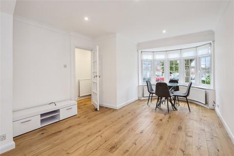 4 bedroom end of terrace house for sale, Gainsborough Court, Walton-On-Thames, KT12