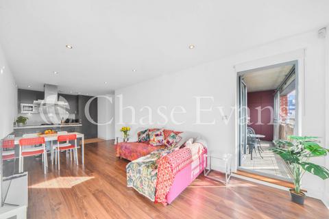 2 bedroom flat for sale, Plumbers Row, Aldgate, London, E1