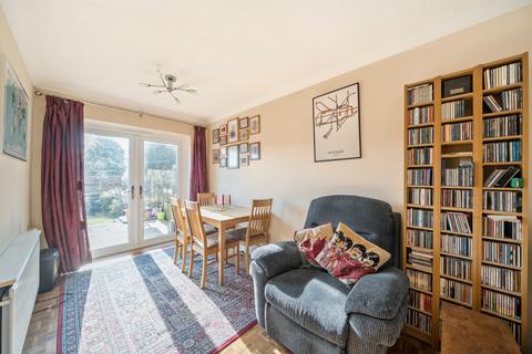 3 bedroom terraced house for sale, Madeira Road, West Byfleet, KT14