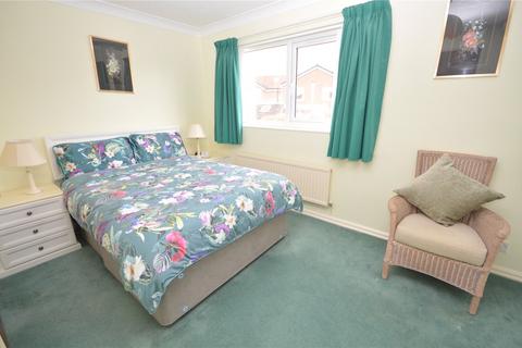 3 bedroom detached house for sale, Shepcote Crescent, Leeds, West Yorkshire