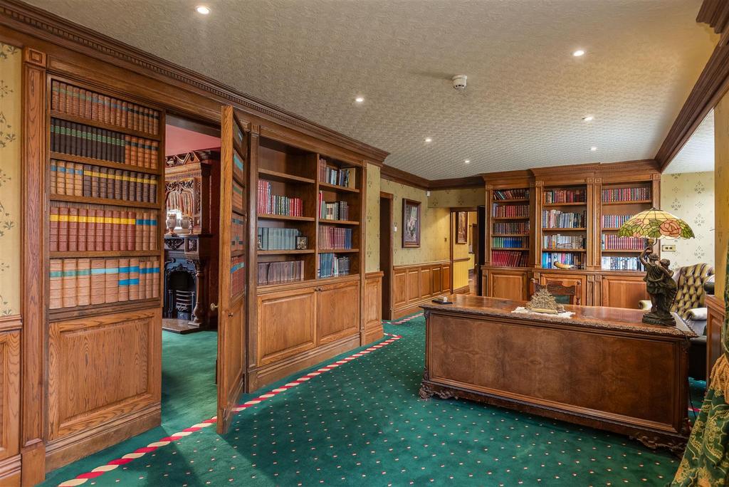 Highcliffe Manor Library-3.jpg