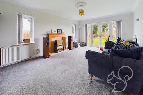 4 bedroom detached house for sale, Woodsdale Grove, Bury St. Edmunds IP31