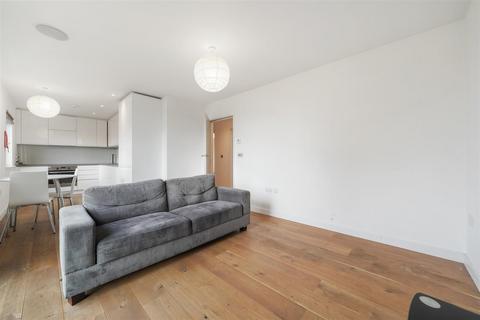 2 bedroom flat for sale, Rosebank Way, Acton