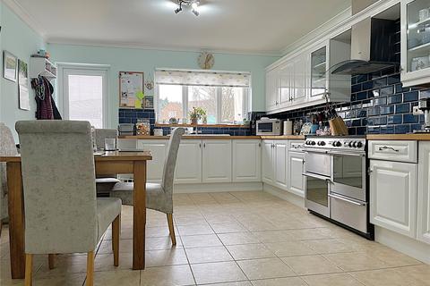 29 King George Road, Chatham, ME5 0TX