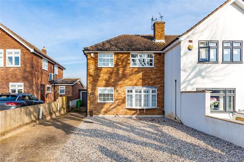 Avon Road, Upminster, RM14