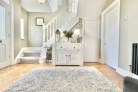 33 Barnston Road, Heswall, Wirral, CH60 2SW