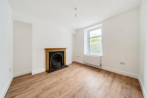 25 Randell Square, Pembrey, Burry Port, SA16 0UB