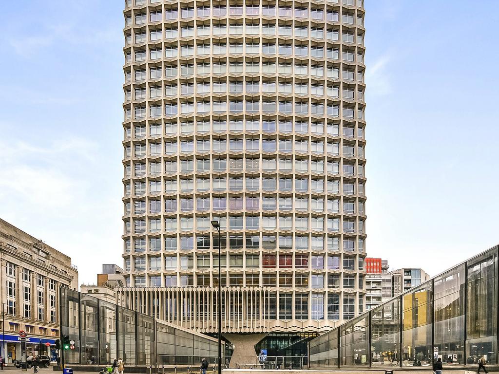 17 Centre Point