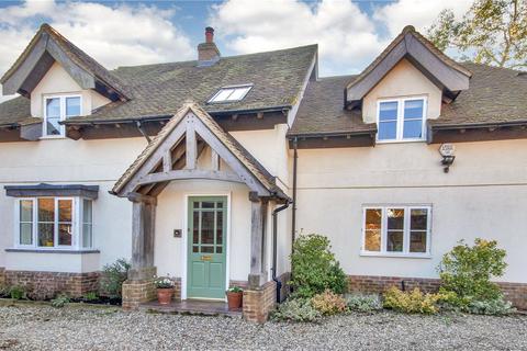 3 bedroom detached house for sale, Maidstone Road, Lenham, Maidstone, Kent, ME17