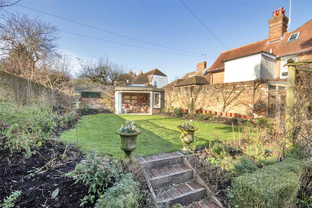 View To Garden Room
