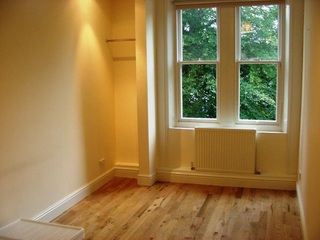 Flat 3 Bed 2.jpg
