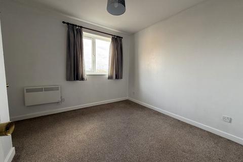 2 bedroom flat to rent, Rockingham Mews