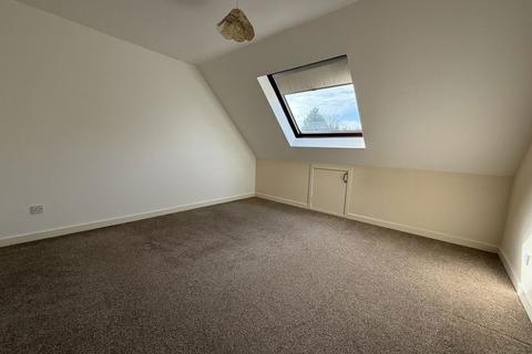 2 bedroom flat to rent, Rockingham Mews