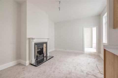 1 bedroom maisonette for sale, Grove Road, Windsor