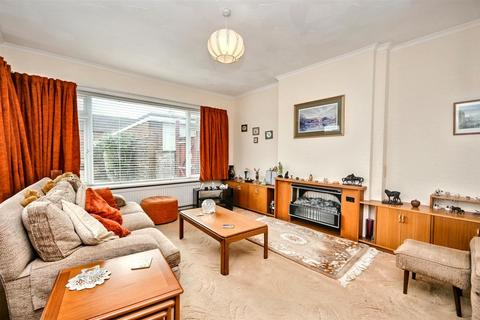 2 bedroom semi-detached bungalow for sale, Rise Park Gardens, Eastbourne