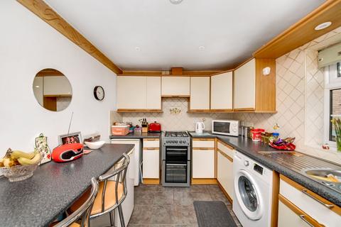 2 bedroom semi-detached bungalow for sale, Kirkdale Drive, Calder Grove, WF4