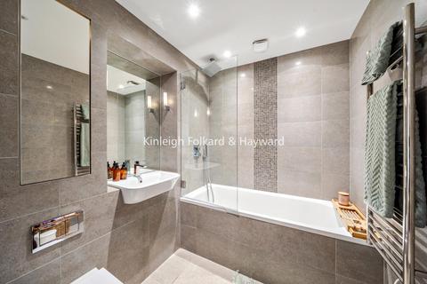 2 bedroom flat for sale, Connaught Gardens, Muswell Hill, London, N10