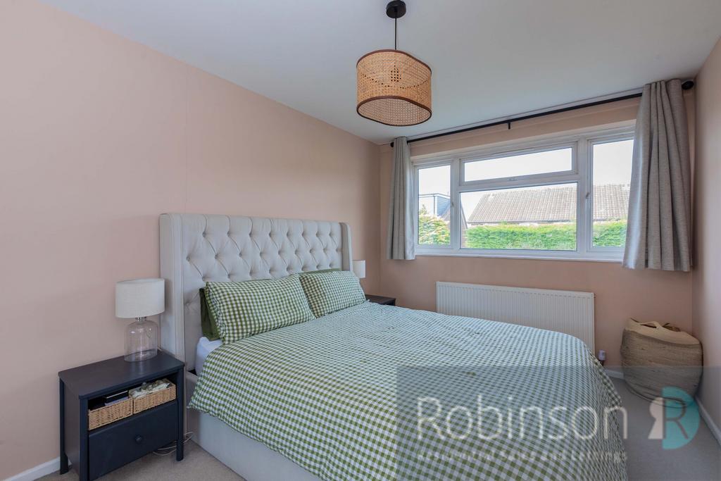 25 Purssell Close-18