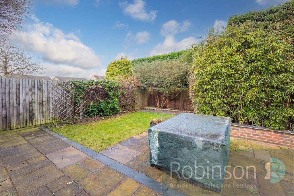 25 Purssell Close-3