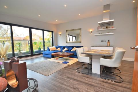 2 bedroom apartment for sale, Castle Bailey, Colchester, Essex, CO1
