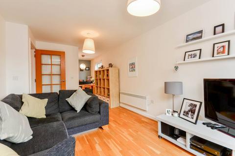 2 bedroom flat for sale, Sherwood Court, East Dulwich, London, SE22